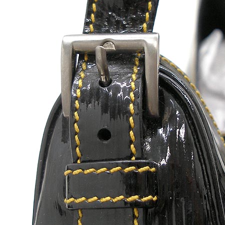 Prada(�����) ���̴�Ʈ ȣ�� ����� �̹���4 - ���̺��� �߰���ǰ
