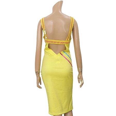 Versace(������ü) ���ǽ� �̹���2 - ���̺��� �߰���ǰ