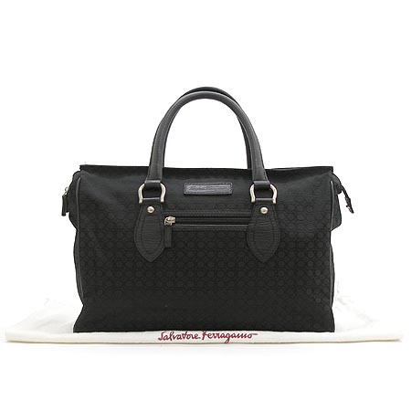 Ferragamo(��󰡸�) 24 5552 ���� ��ġ�� �ΰ� �к긯 �簢 ��Ʈ�� [��������] �̹���2 - ���̺��� �߰���ǰ