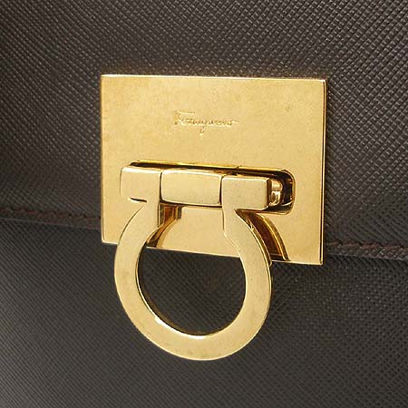 Ferragamo(��󰡸�) 21 0160 ����� ��ġ�� ���� �ΰ� ��Ʈ�� [��������] �̹���4 - ���̺��� �߰���ǰ