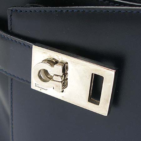 Ferragamo(��󰡸�) 21 0170 ���� ��ġ�� �޽��� ����� �̹���3 - ���̺��� �߰���ǰ