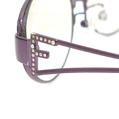 Fendi(���) ������ �Ȱ��� �̹���4 - ���̺��� �߰���ǰ