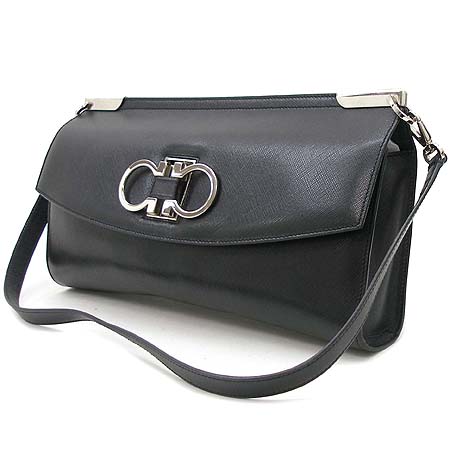 Ferragamo(��󰡸�) 21 4834 ���� ��ġ�� ����� �̹���4 - ���̺��� �߰���ǰ