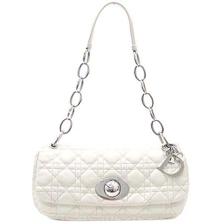 Dior(ũ����î���) ���� ȭ��Ʈ���� ����ü�� ����� �̹���2 - ���̺��� �߰���ǰ