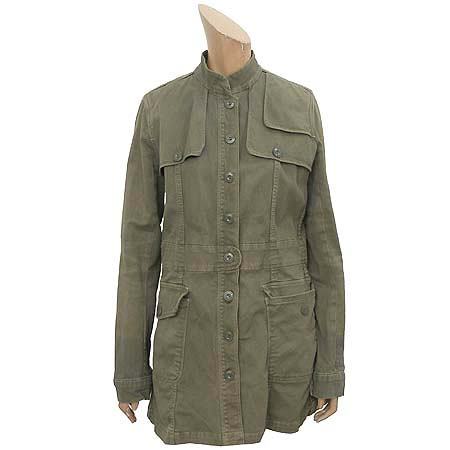 ������  ����