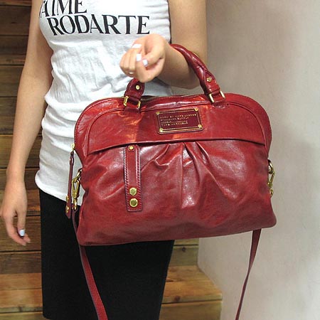 Marc_by MarcJacobs(��ũ���� ��ũ�����߽�) Twisted Q Groovee Satchel Ʈ����Ʈ ��ÿ 2WAY [��������] �̹���2 - ���̺��� �߰���ǰ