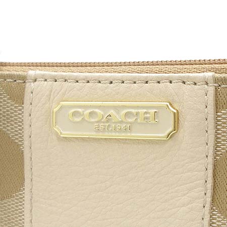 Coach(��ġ) �ñ׳��� ���������� ŰȦ�� ���� [��������] �̹���3 - ���̺��� �߰���ǰ