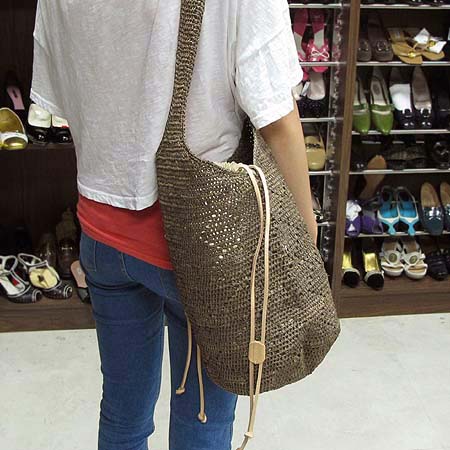 Helen Kaminski (�ﷻī�ν�Ű) Stash Bag �հ� ���� �̹���2 - ���̺��� �߰���ǰ