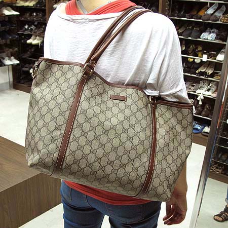 Gucci(����) 197953 GG �ΰ� PVC �ٰ� ���� ����� [��������] �̹���2 - ���̺��� �߰���ǰ
