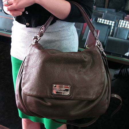 Marc_by MarcJacobs(��ũ���� ��ũ�����߽�) Classic Q Little Ukita Calfskin ��ÿ�� 2WAY [��������] �̹���4 - ���̺��� �߰���ǰ