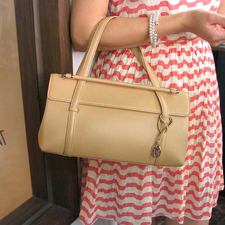 Cartier(��쿡) ī���� ������ ���� ��Ʈ�� �̹���4 - ���̺��� �߰���ǰ