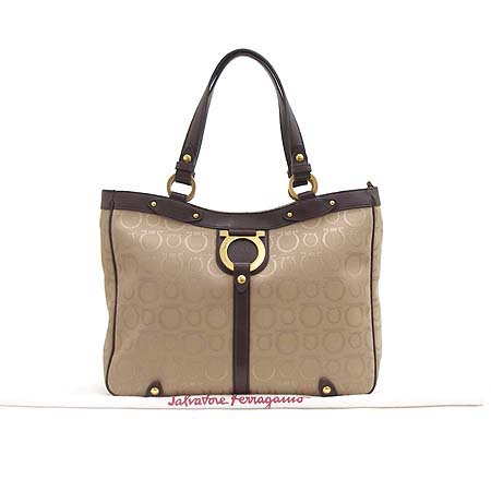 Ferragamo(��󰡸�) 21 6848 ���� ��ġ�� �ΰ� ������ ��Ʈ�� �̹���2 - ���̺��� �߰���ǰ