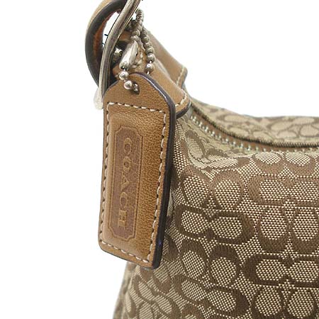 Coach(��ġ) �ñ׳�ó �ڰ��� ����� �̹���3 - ���̺��� �߰���ǰ