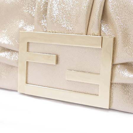Fendi(���) 8BP046 ���� FF �ΰ� ��� ü�� ����� �� Ŭ��ġ�� �̹���2 - ���̺��� �߰���ǰ