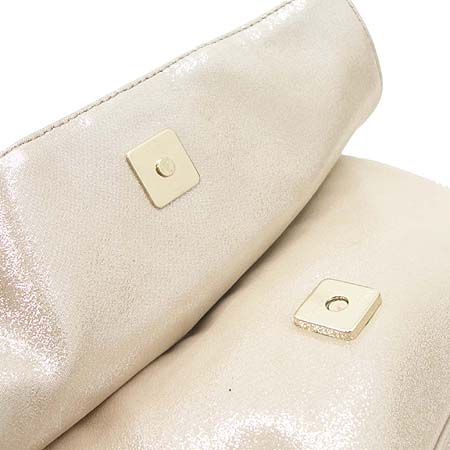 Fendi(���) 8BP046 ���� FF �ΰ� ��� ü�� ����� �� Ŭ��ġ�� �̹���3 - ���̺��� �߰���ǰ