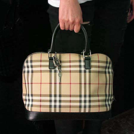 Burberry(������) ���üũ �˸� ���� ��Ʈ�� �̹���4 - ���̺��� �߰���ǰ