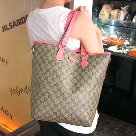 Gucci(����) 189896 GG �ΰ� PVC �ٰ� ����� [��������] �̹���5 - ���̺��� �߰���ǰ