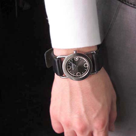Hermes(�����޽�) BR 1.710 ���� �Ҵ�Ʈ �ٷ��Ͼ� ���׹�� �������� �ð� �̹���5 - ���̺��� �߰���ǰ