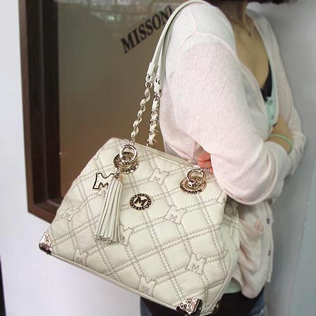 Metrocity(��Ʈ�ν�Ƽ) M�ΰ� ���� ü�� ����� �̹���5 - ���̺��� �߰���ǰ