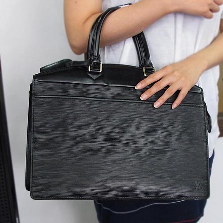 Louis Vuitton(���̺���) M48182 ���� ���� ���񿡶� ��Ʈ�� �̹���5 - ���̺��� �߰���ǰ