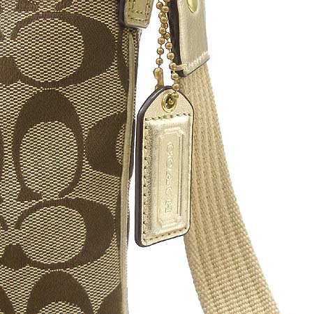 Coach(��ġ) �ñ׳��� �ΰ� ����� ���� ũ�ν��� �̹���2 - ���̺��� �߰���ǰ