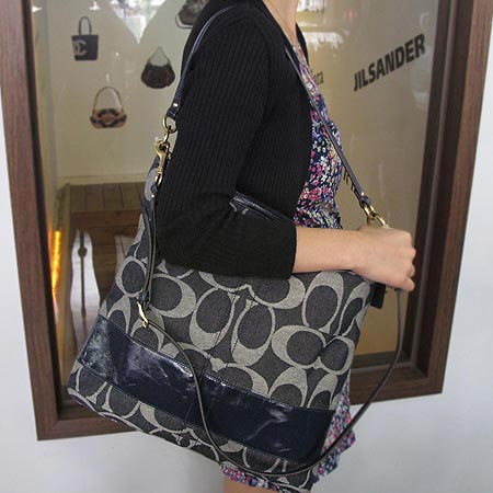 Coach(��ġ) �ñ׳��� ��Ʈ������ ���� ����� 2WAY [��������] �̹���4 - ���̺��� �߰���ǰ