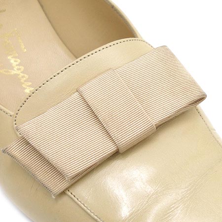 Ferragamo(��󰡸�) ROULETTE ���������� ������ ���� �̹���4 - ���̺��� �߰���ǰ