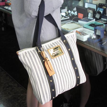 Louis Vuitton(���̺���) M40132 ��Ƽ���� ī�ٽ� MM ����� [�ϻ����] �̹���5 - ���̺��� �߰���ǰ