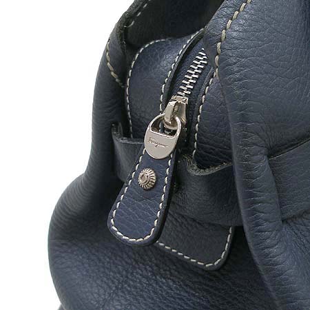 Ferragamo(��󰡸�) 21 8418 ���緡�� ��Ʈ�� [�б�������] �̹���3 - ���̺��� �߰���ǰ