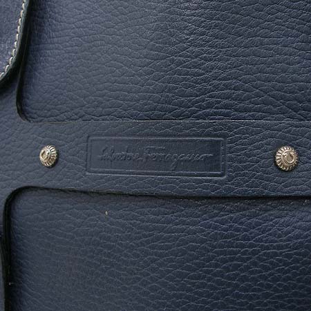 Ferragamo(��󰡸�) 21 8418 ���緡�� ��Ʈ�� [�б�������] �̹���4 - ���̺��� �߰���ǰ