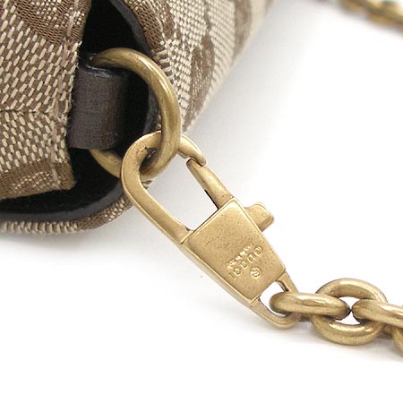 Gucci(����) 120134 GG�ΰ� ����ü�� �к긯 ��� �� Ŭ��ġ [�б�������] �̹���4 - ���̺��� �߰���ǰ