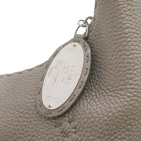 Fendi(���) 8BR582 �������� ����� ȣ��  ����� [�б�������] �̹���3 - ���̺��� �߰���ǰ