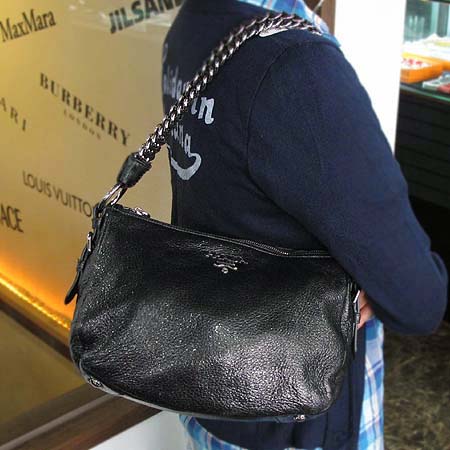 Prada(�����) �������� �ǹ��� ����ü�� ����� [�б�������] �̹���5 - ���̺��� �߰���ǰ