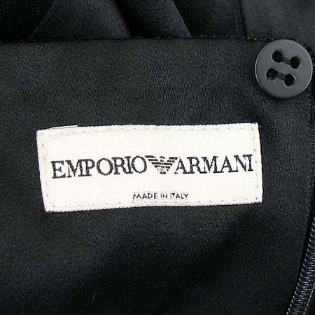 Emporio_Armani(���������Ƹ�����) ���ǽ� [���빮��] �̹���3 - ���̺��� �߰���ǰ
