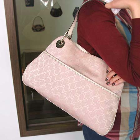 Gucci(����) 121023 GG�ΰ� �ڰ��� ����� �̹���5 - ���̺��� �߰���ǰ