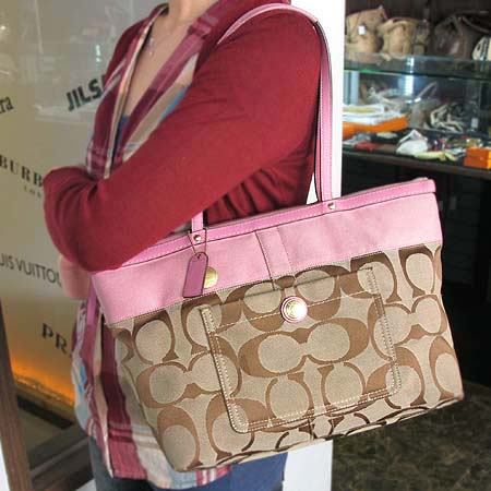 Coach(��ġ) ��׳��� ��ũ �к긯 ����� �̹���5 - ���̺��� �߰���ǰ