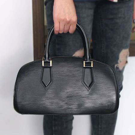 Louis Vuitton(���̺���) M52082 ���� ���� �ڽ��� ��Ʈ�� �̹���5 - ���̺��� �߰���ǰ
