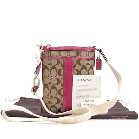 Coach(��ġ) �ñ׳��� �ΰ� ��ũ���� ��Ƽġ ũ�ν��� [��������] �̹���2 - ���̺��� �߰���ǰ