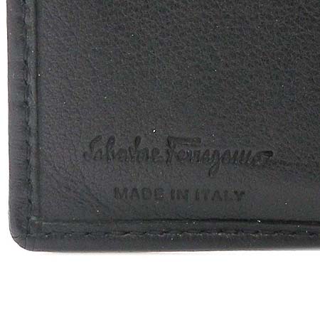 Ferragamo(��󰡸�) 22 4656 ���� ��ġ�� �������� ������ �̹���4 - ���̺��� �߰���ǰ