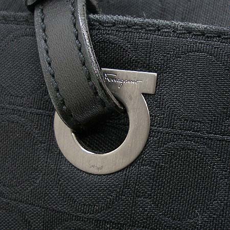 Ferragamo(��󰡸�) 21 3828 ��ġ�� ����� �̹���2 - ���̺��� �߰���ǰ