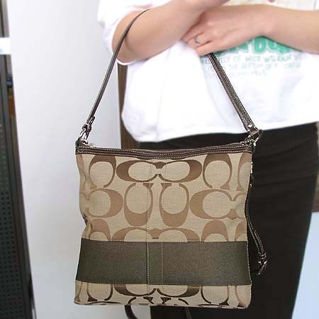 Coach(��ġ) 13674 �ñ׳��� ��Ʈ������ 2WAY [��������] �̹���4 - ���̺��� �߰���ǰ