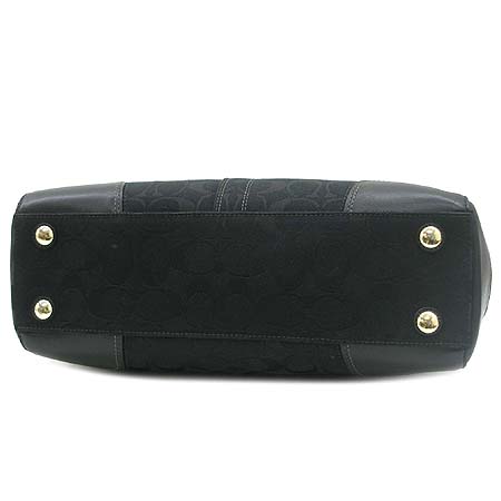 Coach(��ġ) �ñ׳��� ��Ʈ�� �̹���4 - ���̺��� �߰���ǰ