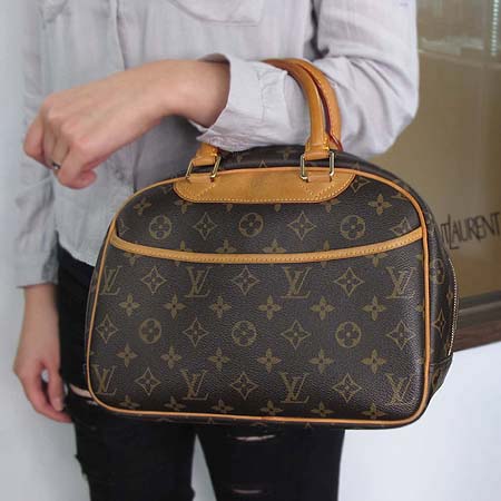Louis Vuitton(���̺���) M42228 ���׷� ĵ���� Ʈ��� ��Ʈ�� �̹���5 - ���̺��� �߰���ǰ