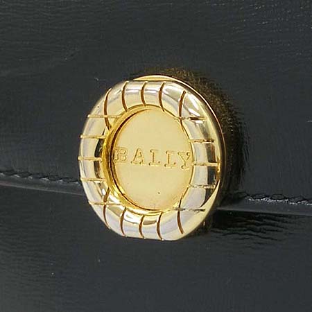 Bally(�߸�) ���� ����ΰ� ����� �̹���4 - ���̺��� �߰���ǰ