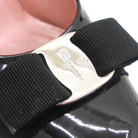 Ferragamo(��󰡸�) ���� �ٶ���� ���̴�Ʈ ������ ������ ���� �̹���4 - ���̺��� �߰���ǰ
