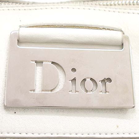 Dior(ũ����î���) ������ø� ȭ��Ʈ���� ��Ƽġ ����ΰ� ������ ��Ʈ�� �̹���3 - ���̺��� �߰���ǰ