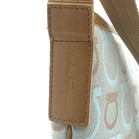Ferragamo(��󰡸�) 21-5761 �ΰ� ũ�ν��� �̹���4 - ���̺��� �߰���ǰ