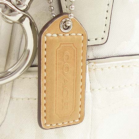 Coach(��ġ) 1854 �ñ׳��� ��Ʈ ��� ũ�ν��� �̹���3 - ���̺��� �߰���ǰ