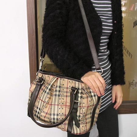 Burberry(������) Ŭ���� üũ LOWRY 2WAY [��������] �̹���5 - ���̺��� �߰���ǰ