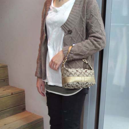 Coach(��ġ) �ñ׳��� ��Ż�� �Ŀ�ġ ��Ʈ�� [�б�������] �̹���5 - ���̺��� �߰���ǰ